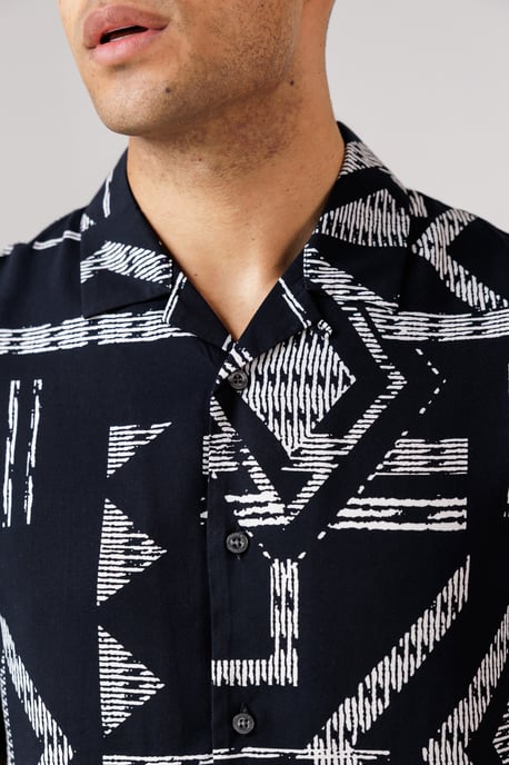 Black Tribal Print Short Sleeve Shirt - Image 3