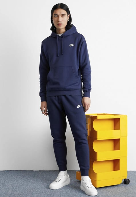 Nike Heren Sportswear Club Fleece Hooded Tracksuit in Navy - Image 1