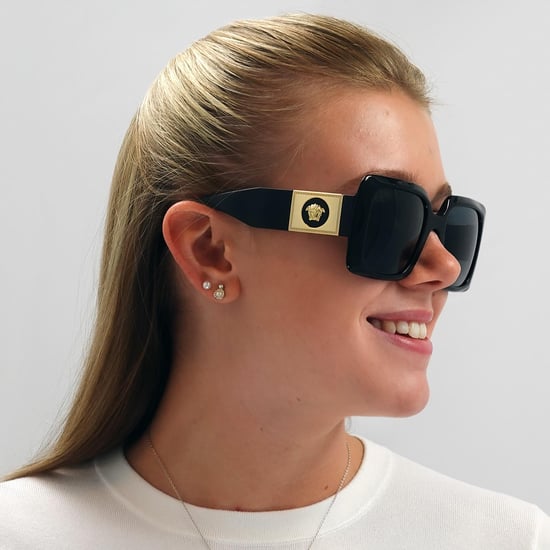 Versace Vierkante Dames Zwarte Donkergrijze Zonnebril - Image 5