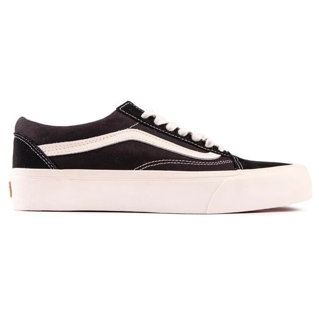 Gymschoenen met witte zool deals