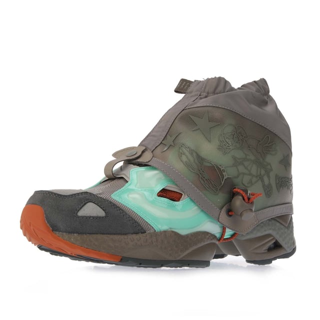 Men s Reebok Classics Happy99 InstaPump Fury 95 Trainers in Mint